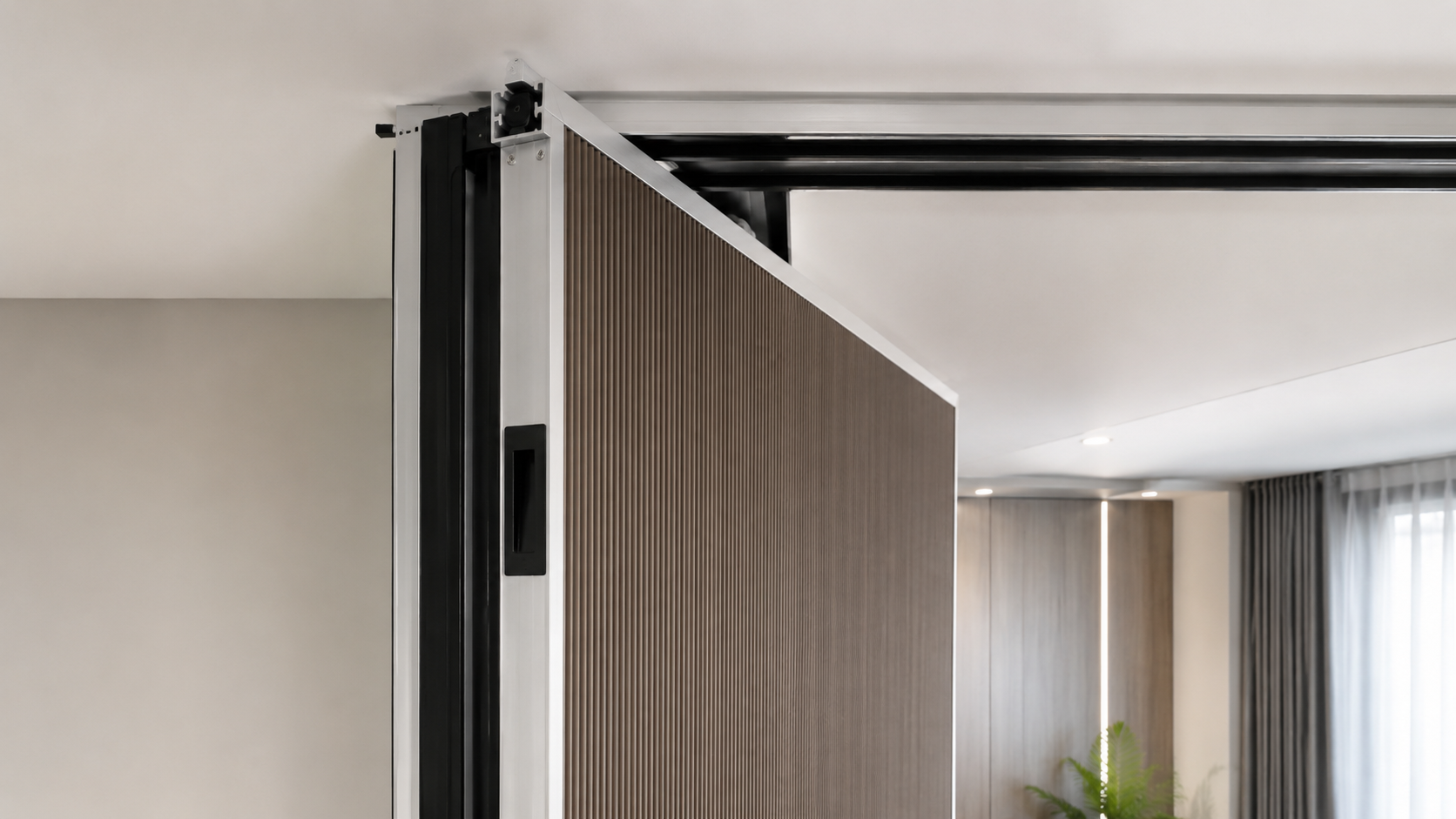 Ảnh 2 - Cận cảnh cấu tạo sản phẩm, thể hiện khung nhôm