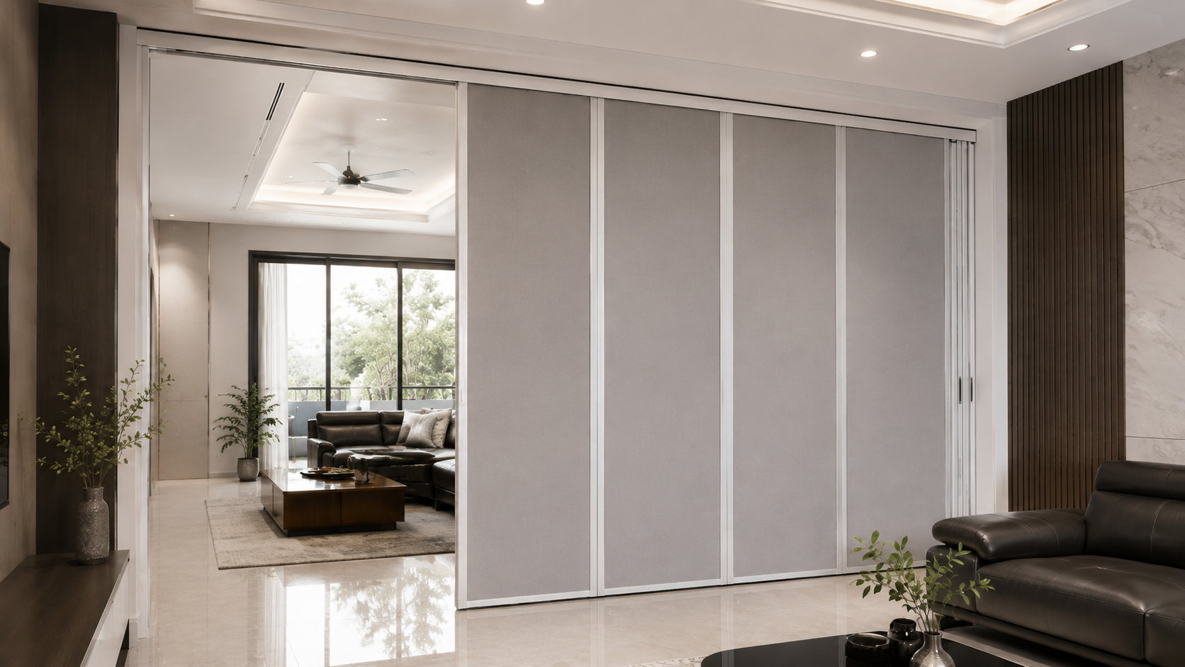 Ảnh 3 - rèm đang kéo mở một phần, thể hiện khả năng xếp gọn