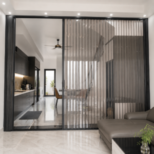 Cửa xếp lá nhựa polycacbonat HCM